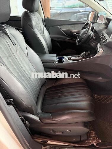 Peugeot 5008 Full Trắng 7 chỗ chạy 61 ngàn