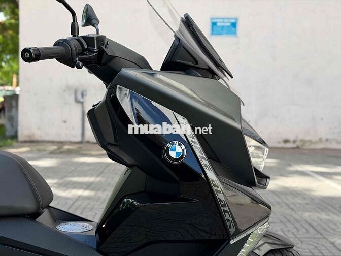 BMW C400GT Triple Black 2024 Đen 372 miles