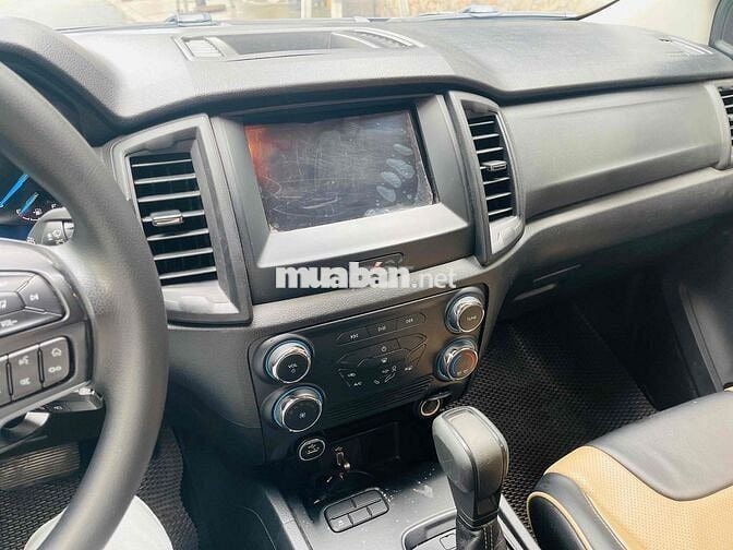 Ford Ranger 2021 Xám 120000 km