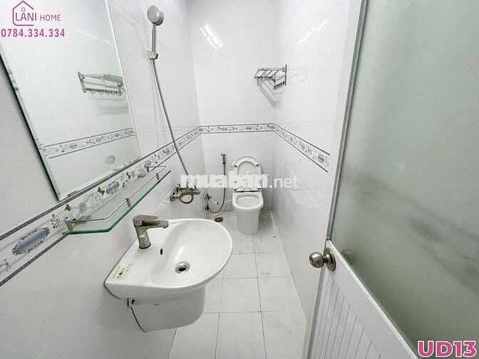 PHÒNG MÁY LẠNH, CÓ CỬA SỔ NGAY VHU