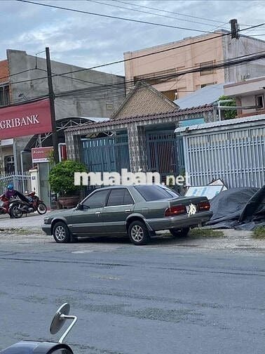 Nissan Bluebird U12 Xám 5 chỗ