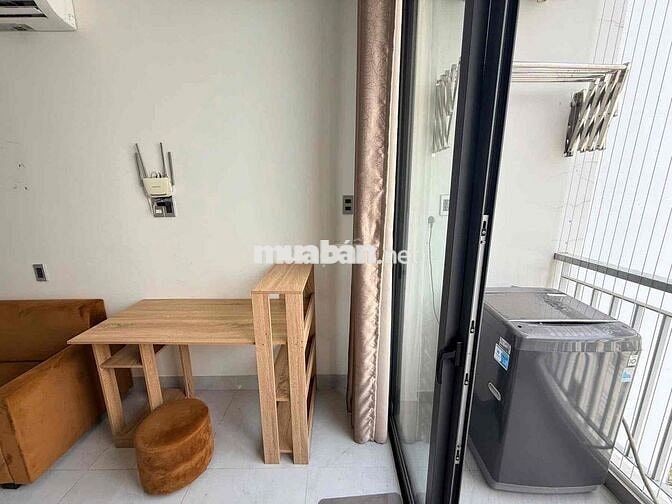 Căn Hộ Ban Công Có MGR Ngay Ngã tư Lạc Long Quân - Âu Cơ - Lê Đại Hành