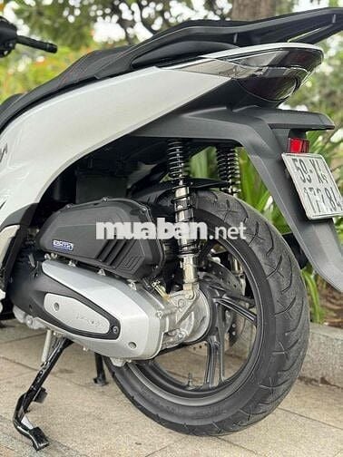 Honda SH 125 CBS 2023 Trắng Bạc Đen 10.000km