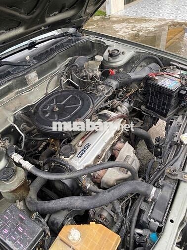 Nissan Bluebird U12 Xám 5 chỗ