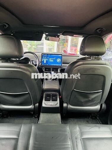 VinFast VF8 Plus Xám 9 vạn