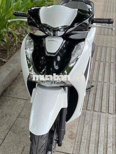 Honda SH 125 CBS 2023 Trắng Bạc Đen 10.000km