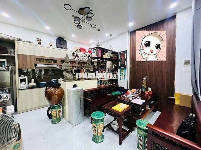 NHÀ 3 PHÒNG NGỦ - HẺM 6M, TRẦN QUANG DIỆU