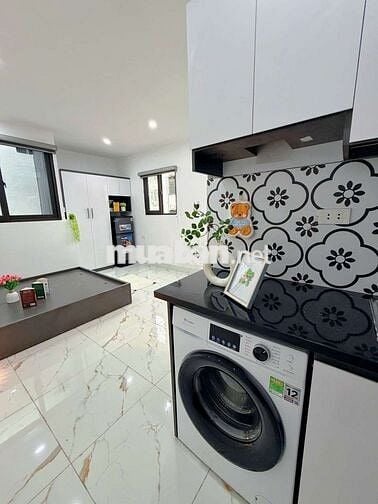 CCMN mới khai trương 25-30m2 full đồ. máy giặt riêng tại đường Láng