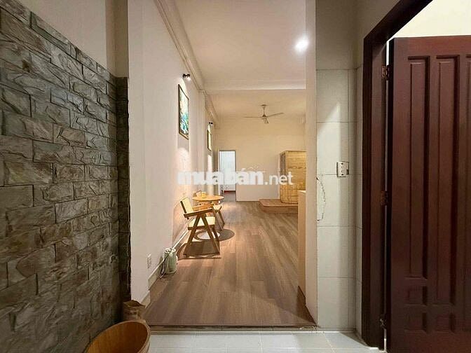 Cho thuê mặt bằng Nails, Spa, Shopping