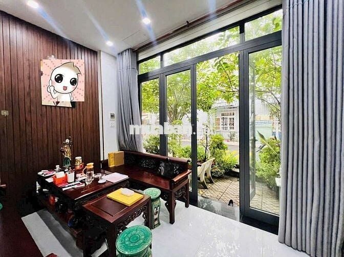 NHÀ 3 PHÒNG NGỦ - HẺM 6M, TRẦN QUANG DIỆU