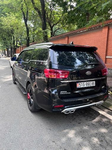 CHÍNH CHỦ CẦN BÁN - KIA SEDONA THÁNG 12 2019 PLATINUM D 2.2