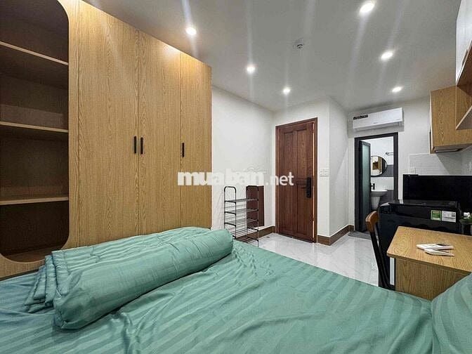 Phòng gần các trường đại học đầy đủ nội thất, toà nhà mới