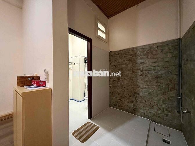 Cho thuê mặt bằng Nails, Spa, Shopping