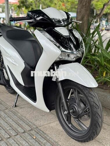 Honda SH 125 CBS 2023 Trắng Bạc Đen 10.000km