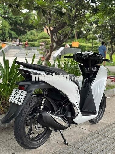 Honda SH 125 CBS 2023 Trắng Bạc Đen 10.000km