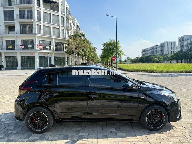 Chào bán Chiếc Xe Yaris 2017 1.5E