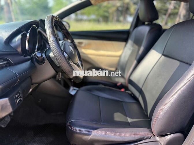 Chào bán Chiếc Xe Yaris 2017 1.5E