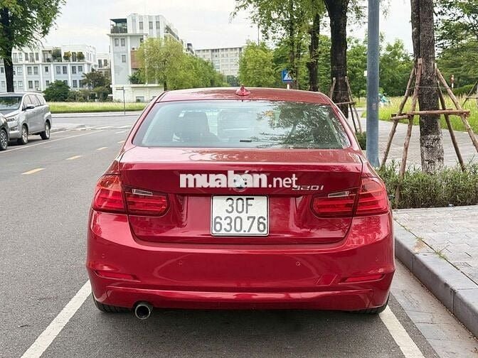 BMW 320i sản xuất và đăng ký 2014