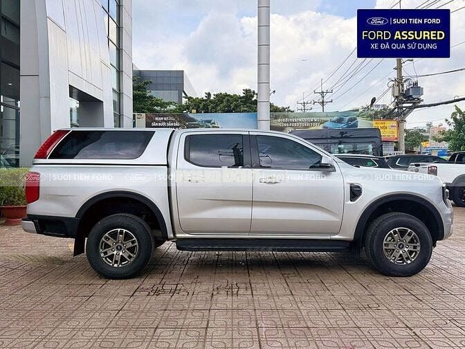 Ford Ranger XLS AT 4x2 2022 Bạc 63.900 Km