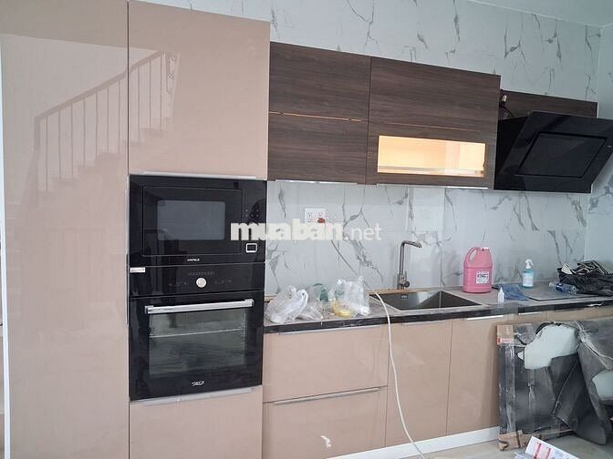 Cho thuê căn shophouse Aqua City vị trí đẹp