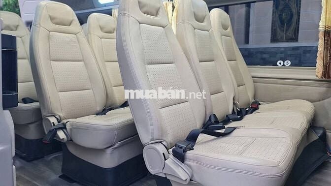 Ford Transit 2018 Luxury Chính Chủ