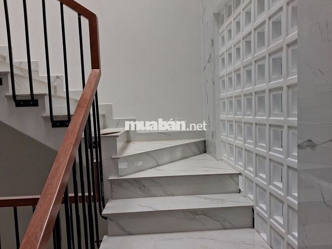 Cho thuê căn shophouse Aqua City vị trí đẹp
