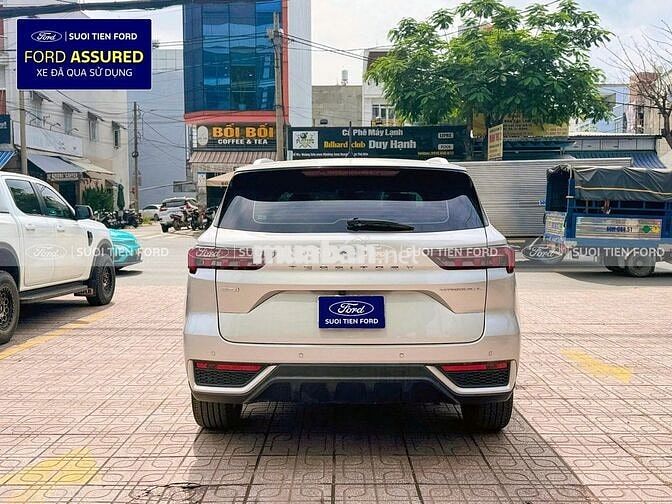 Ford Territory TitaniumX 2023 1.5L AT Bạc