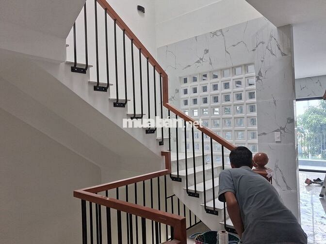 Cho thuê căn shophouse Aqua City vị trí đẹp