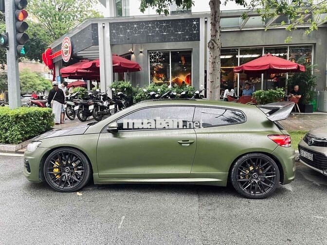 Volkswagen Scirocco 2.0 độ khủng 3 xị cần ra đi
