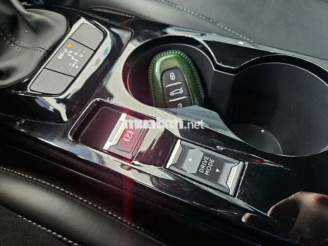 Peugeot 2008 Premium 1.2 Turbo 2025 Đỏ
