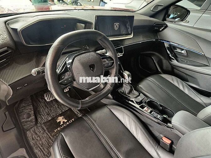 Peugeot 2008 Premium 1.2 Turbo 2025 Đỏ