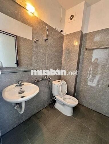 THUÊ NHÀ MỖI THÁNG 10 TRIỆU? THÊM CHÚT LÀ CÓ NHÀ RIÊNG SÁT TRUNG TÂM