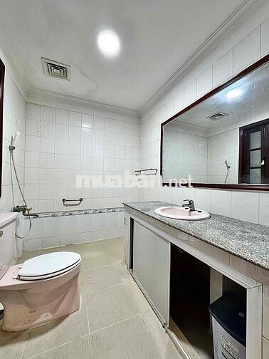 👉🏻Cho Thuê Căn Hộ Trung Tâm Quận 1 - Ban Công Lớn_Ngay ĐH Nhân Văn_