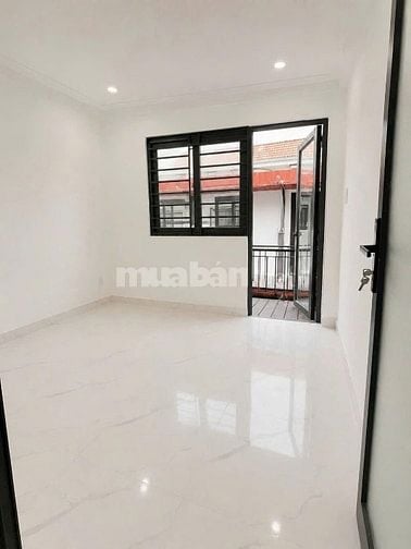 Nhà 930tr( còn TL) ,gần chợ Thạnh Xuân, đường Tô Ngọc Vân, Quận 12.