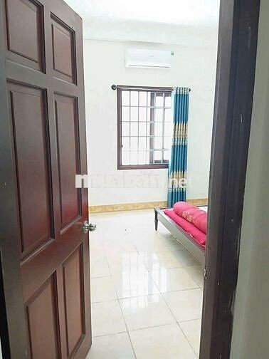 Cần cho thuê nhà PTHT khu An sương.DT 4 x20 .1 trệt 3Lầu 4PN 5WS  