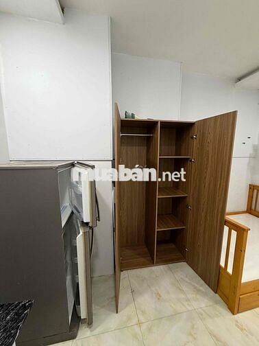 Studio Cao cấp rộng, có ban công cửa sổ, ngay Đại Học Nguyễn Tất Thành