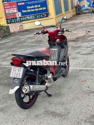 Yamaha Nouvo 4 BSTP