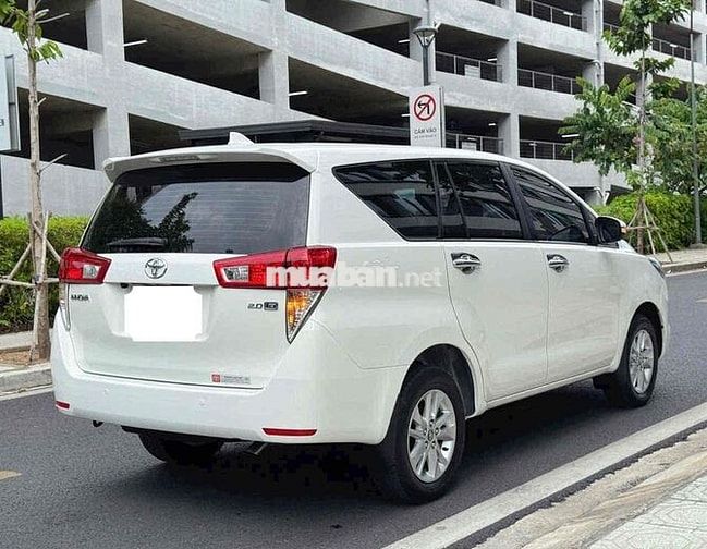 Toyota Innova 2.0G 2018 Trắng 7 chỗ