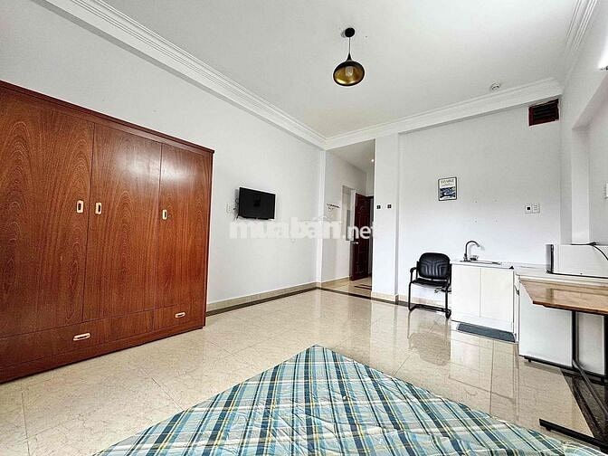 👉🏻Cho Thuê Căn Hộ Trung Tâm Quận 1 - Ban Công Lớn_Ngay ĐH Nhân Văn_