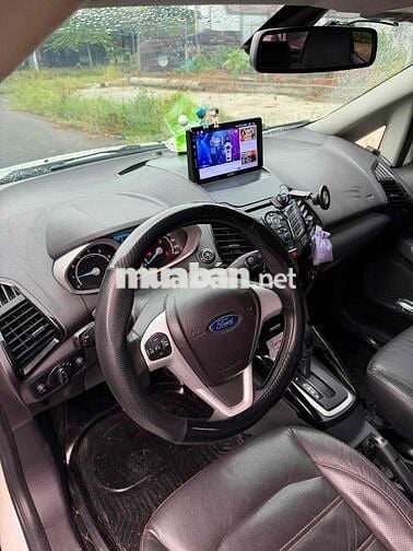 Ford Ecosport 2017 Trắng 5 chỗ