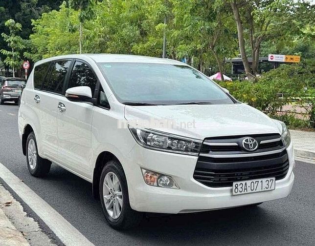 Toyota Innova 2.0G 2018 Số tự động Trắng
