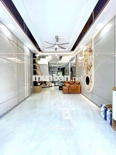 BÁN NHÀ PHỐ 3 Lầu Hoàn Công- Gần Siêu Thị Aeon Bình Dương .KDC An Nih