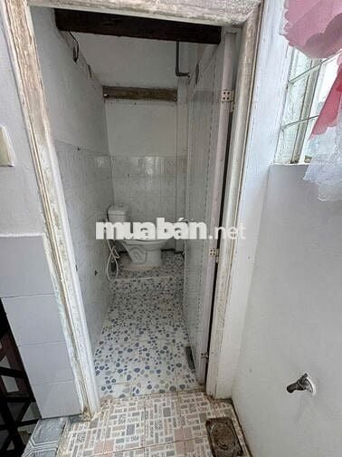 Cho thuê Nhà Nguyên căn  Hẻm 49  giá thuê 5,500,000