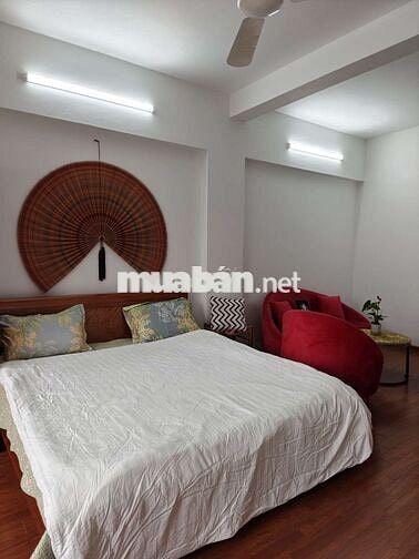 Cho thuê nhà Hoàng Hoa Thám 50m², 4 tầng, full nội thất, gần Hồ Tây