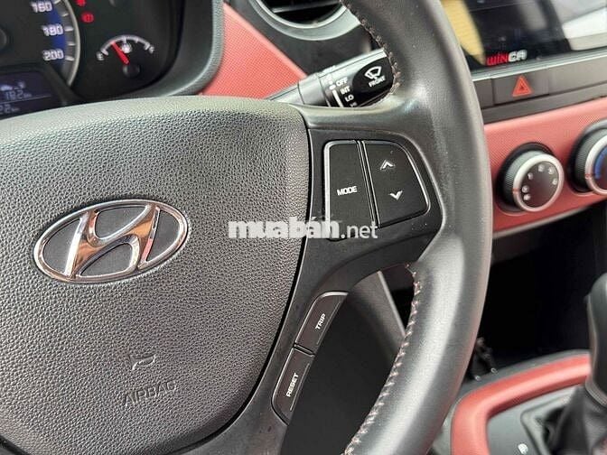 Hyundai Grand i10 2018 Trắng Số tự động