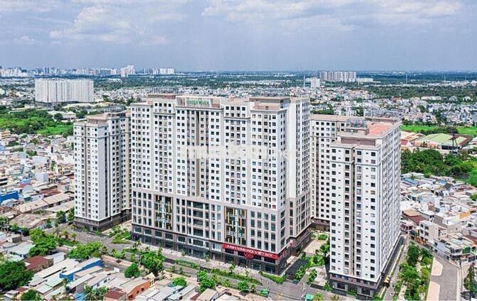Cho thuê Green River 3 phòng ngủ 2wc giá 11tr có 3 máy lạnh, rèm 1-9 ở