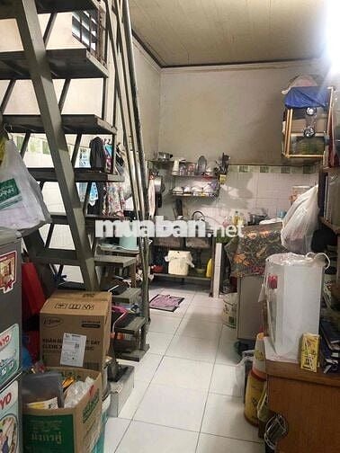 Chính chủ bán nhà 2tầng - Hoà Bình Tô Hiệu - Sổ Riêng - 30m2 - 2tỷ hơn