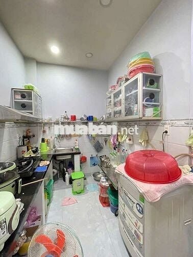 Bán Nhà 4 Tâng Âu Dương Lân P3 Q8