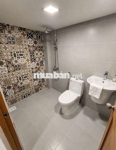 Bán Nhà Đẹp 1 trệt 1 lửng 1 lầu Đường Lương Văn Can P15 Q8