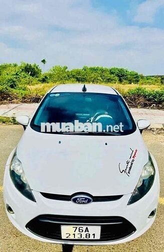 Ford Fiesta Sedan 2011 Số sàn Trắng